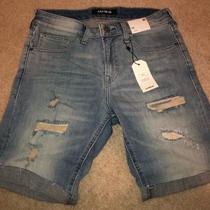Men’s never worn Express shorts